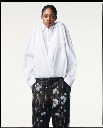 Fotoservizio/FW 21-22/WOMEN/PRESENTAZIONE/DES PHEMMES/DP2/15