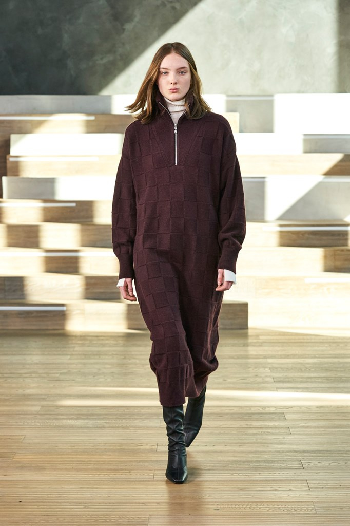 Fotoservizio/FW 21-22/WOMEN/SFILATA/SIMONA MARZIALI - MRZ/DP2/7