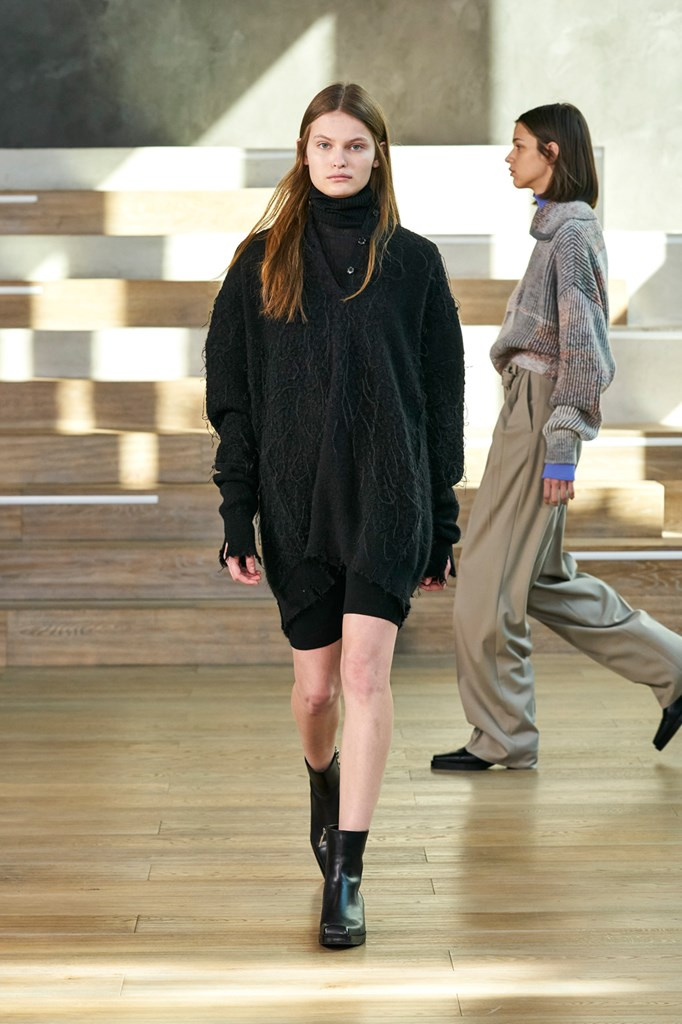 Fotoservizio/FW 21-22/WOMEN/SFILATA/SIMONA MARZIALI - MRZ/DP2/8