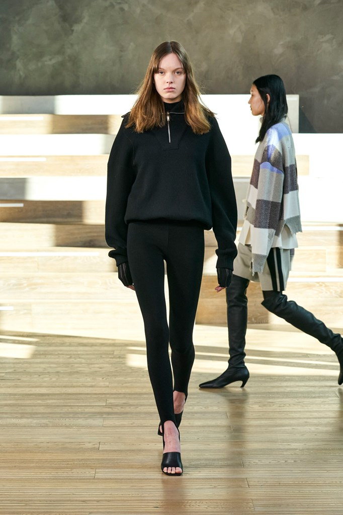 Fotoservizio/FW 21-22/WOMEN/SFILATA/SIMONA MARZIALI - MRZ/DP2/2