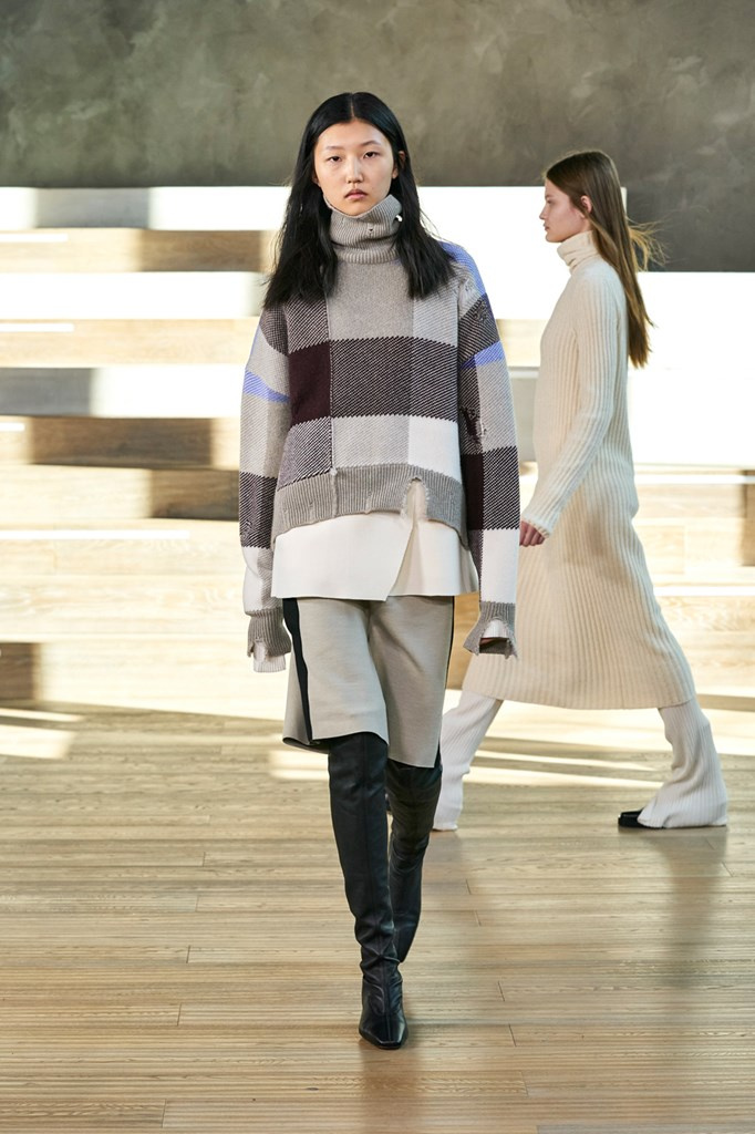 Fotoservizio/FW 21-22/WOMEN/SFILATA/SIMONA MARZIALI - MRZ/DP2/3