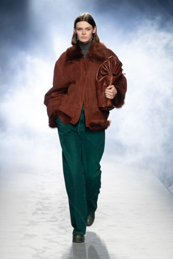 Fotoservizio/FW 21-22/WOMEN/SFILATA/ALBERTA FERRETTI/DP2/25