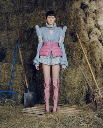 Fotoservizio/FW 21-22/WOMEN/PRESENTAZIONE/SARA WONG/DP2/31