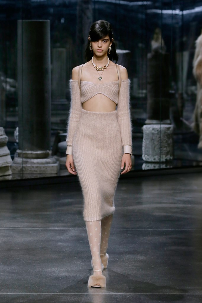 Fotoservizio/FW 21-22/WOMEN/SFILATA/FENDI/DP2/16