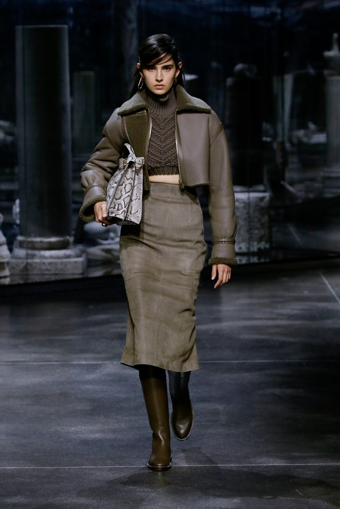 Fotoservizio/FW 21-22/WOMEN/SFILATA/FENDI/DP2/37