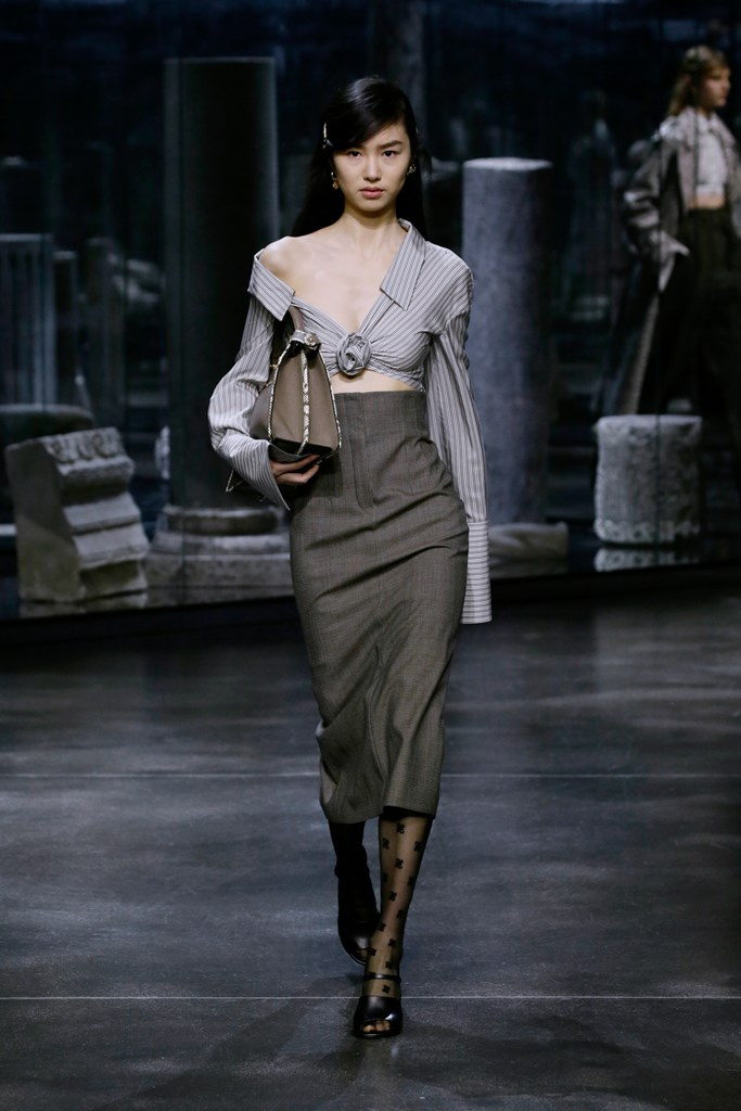 Fotoservizio/FW 21-22/WOMEN/SFILATA/FENDI/DP2/40
