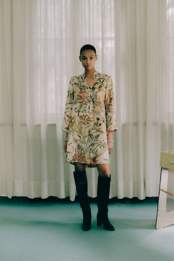 Fotoservizio/FW 21-22/WOMEN/PRESENTAZIONE/MOMONI/DP2/13