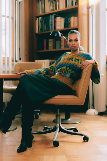 Fotoservizio/FW 21-22/WOMEN/PRESENTAZIONE/MOMONI/DP2/4