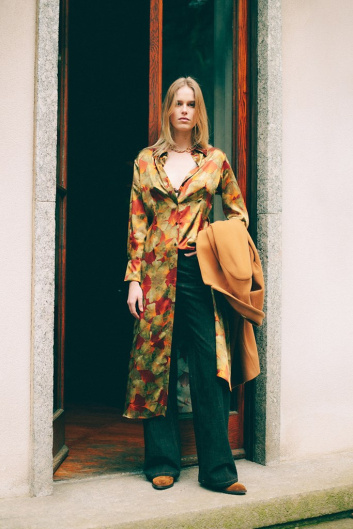 Fotoservizio/FW 21-22/WOMEN/PRESENTAZIONE/MOMONI/DP2/17