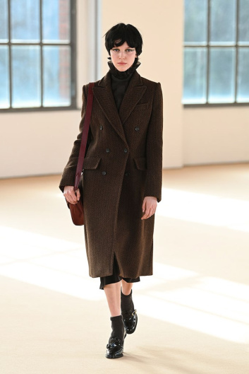 Fotoservizio/FW 21-22/WOMEN/SFILATA/MAX MARA/DP2/17
