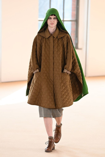 Fotoservizio/FW 21-22/WOMEN/SFILATA/MAX MARA/DP2/23