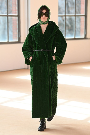 Fotoservizio/FW 21-22/WOMEN/SFILATA/MAX MARA/DP2/24