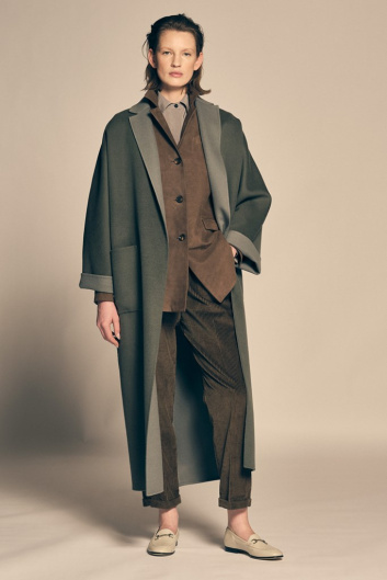Fotoservizio/FW 21-22/WOMEN/PRESENTAZIONE/KITON/DP2/12