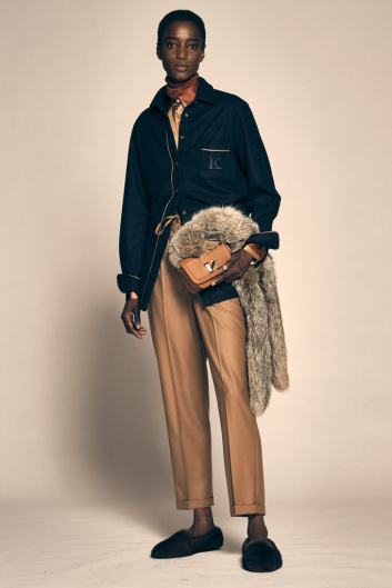 Fotoservizio/FW 21-22/WOMEN/PRESENTAZIONE/KITON/DP2/6