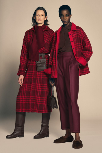 Fotoservizio/FW 21-22/WOMEN/PRESENTAZIONE/KITON/DP2/21