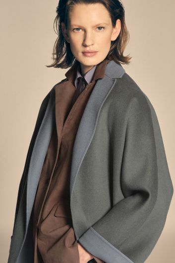 Fotoservizio/FW 21-22/WOMEN/PRESENTAZIONE/KITON/DP2/13