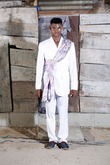 Fotoservizio/FW 21-22/WOMEN/SFILATA/MAXIVIVE/DP2/1