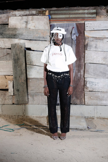 Fotoservizio/FW 21-22/WOMEN/SFILATA/MAXIVIVE/DP2/3