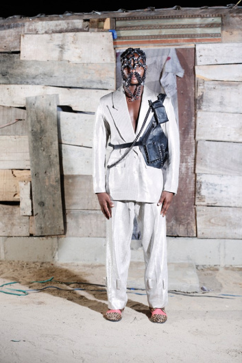 Fotoservizio/FW 21-22/WOMEN/SFILATA/MAXIVIVE/DP2/19