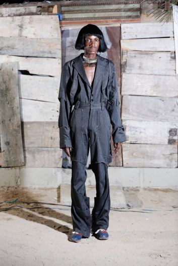 Fotoservizio/FW 21-22/WOMEN/SFILATA/MAXIVIVE/DP2/30