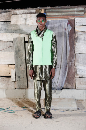 Fotoservizio/FW 21-22/WOMEN/SFILATA/MAXIVIVE/DP2/22