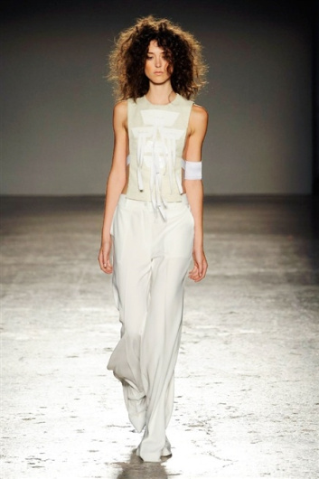Fotoservizio/SS 2016/WOMEN/GRINKO/DP1/18