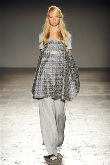 Fotoservizio/SS 2016/WOMEN/GRINKO/DP1/21