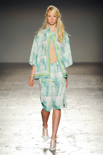 Fotoservizio/SS 2016/WOMEN/GRINKO/DP1/37