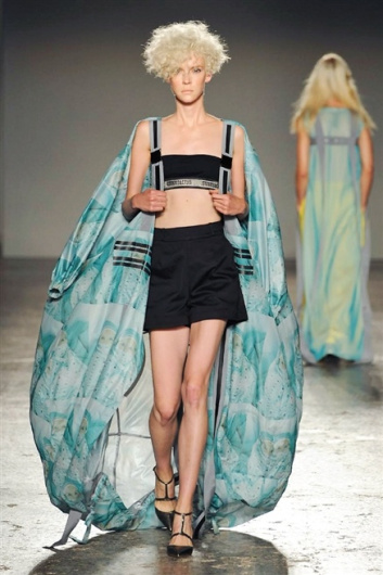 Fotoservizio/SS 2016/WOMEN/GRINKO/DP1/41