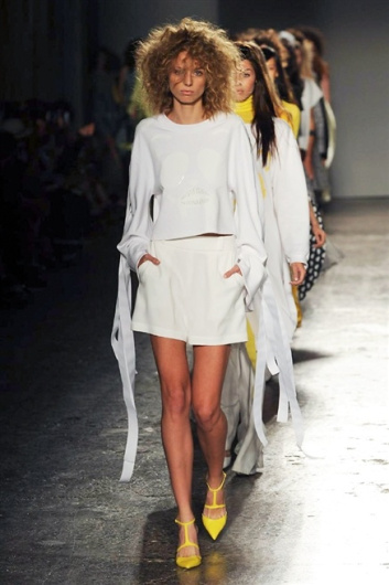 Fotoservizio/SS 2016/WOMEN/GRINKO/DP1/42