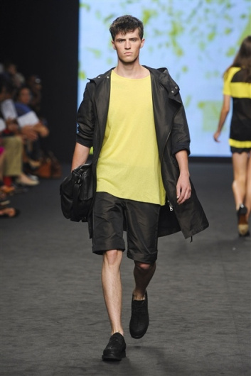 Fotoservizio/SS 2012/WOMEN/C'N'C COSTUME NATIONAL/22