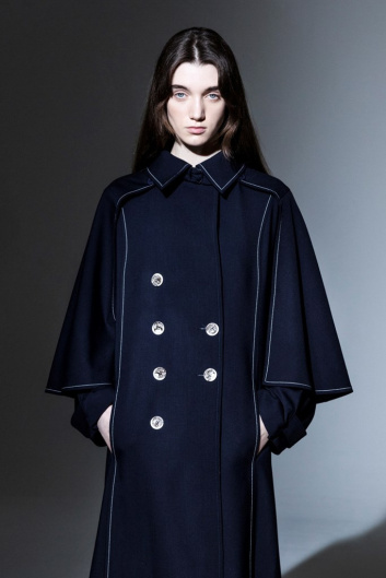 Fotoservizio/FW 21-22/WOMEN/PRESENTAZIONE/ROMEO GIGLI/DP2/1