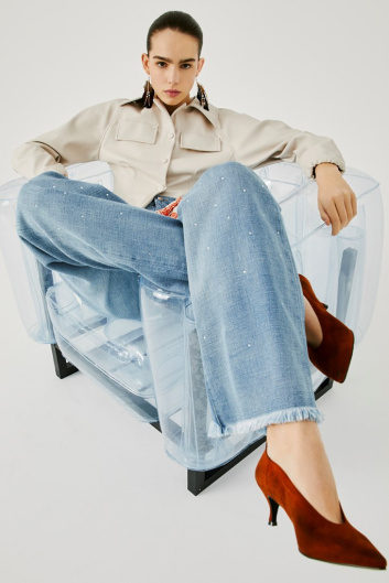 Fotoservizio/FW 21-22/WOMEN/PRESENTAZIONE/BEATRICE.B/DP2/3
