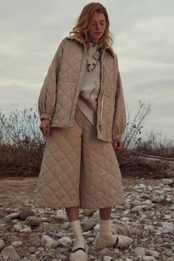 Fotoservizio/FW 21-22/WOMEN/PRESENTAZIONE/BEATRICE.B/DP2/6