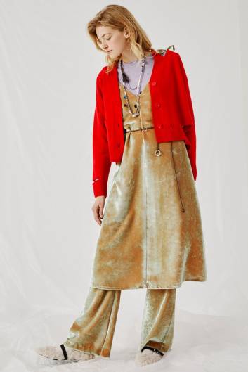Fotoservizio/FW 21-22/WOMEN/PRESENTAZIONE/BEATRICE.B/DP2/37