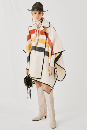 Fotoservizio/FW 21-22/WOMEN/PRESENTAZIONE/BEATRICE.B/DP2/38