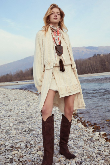 Fotoservizio/FW 21-22/WOMEN/PRESENTAZIONE/BEATRICE.B/DP2/40