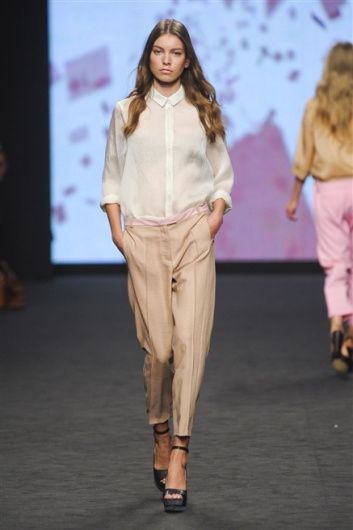 Fotoservizio/SS 2012/WOMEN/C'N'C COSTUME NATIONAL/26