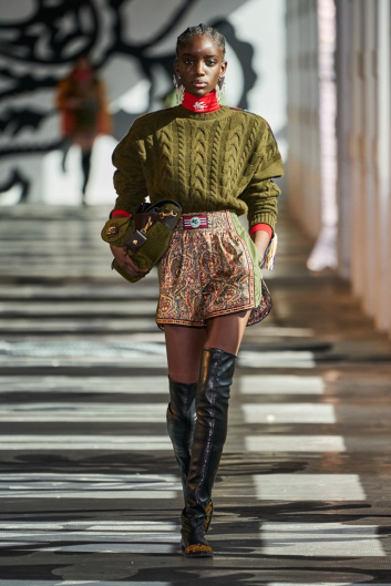Fotoservizio/FW 21-22/WOMEN/SFILATA/ETRO/DP2/1