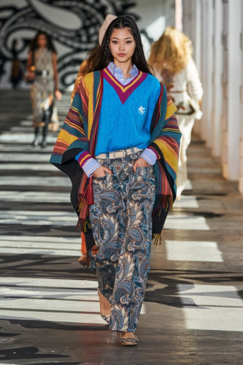 Fotoservizio/FW 21-22/WOMEN/SFILATA/ETRO/DP2/22
