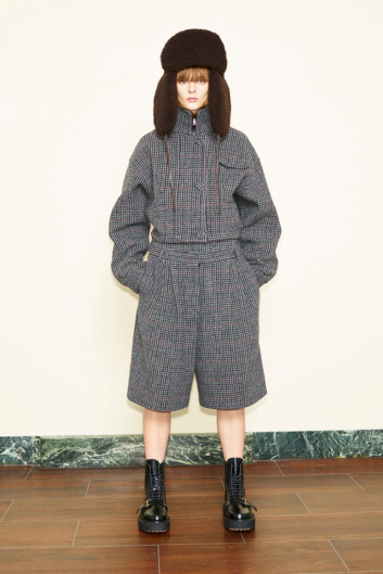 Fotoservizio/FW 21-22/WOMEN/SFILATA/TOD'S/DP2/1