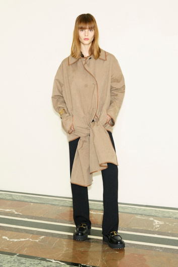 Fotoservizio/FW 21-22/WOMEN/SFILATA/TOD'S/DP2/2