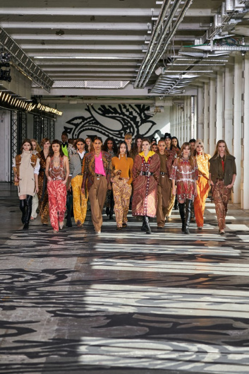 Fotoservizio/FW 21-22/WOMEN/SFILATA/ETRO/DP2/39