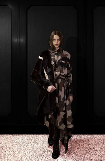 Fotoservizio/FW 21-22/WOMEN/SFILATA/FRANCESCA LIBERATORE/DP2/2