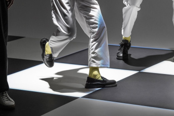 Fotoservizio/FW 21-22/WOMEN/PRESENTAZIONE/CAR SHOE/DP2/11