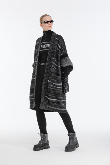 Fotoservizio/FW 21-22/WOMEN/PRESENTAZIONE/ICEBERG/DP2/13