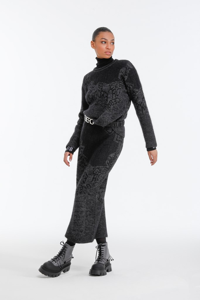 Fotoservizio/FW 21-22/WOMEN/PRESENTAZIONE/ICEBERG/DP2/24