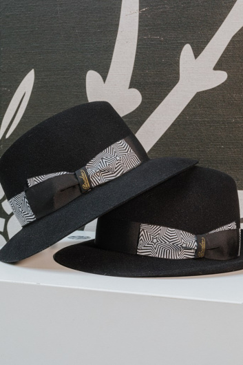 Fotoservizio/FW 21-22/WOMEN/PRESENTAZIONE/BORSALINO/DP2/0