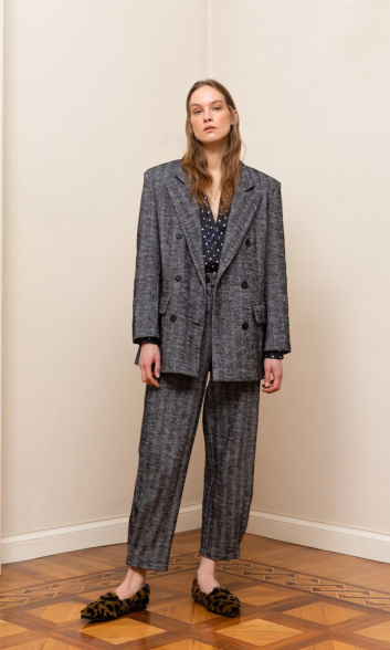 Fotoservizio/FW 21-22/WOMEN/PRESENTAZIONE/CHRISTIAN PELLIZZARI/DP2/1