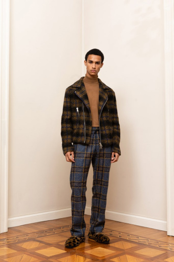 Fotoservizio/FW 21-22/WOMEN/PRESENTAZIONE/CHRISTIAN PELLIZZARI/DP2/28